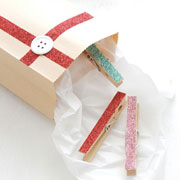 DIY Glitter Clothespins with DIY Gift Bag